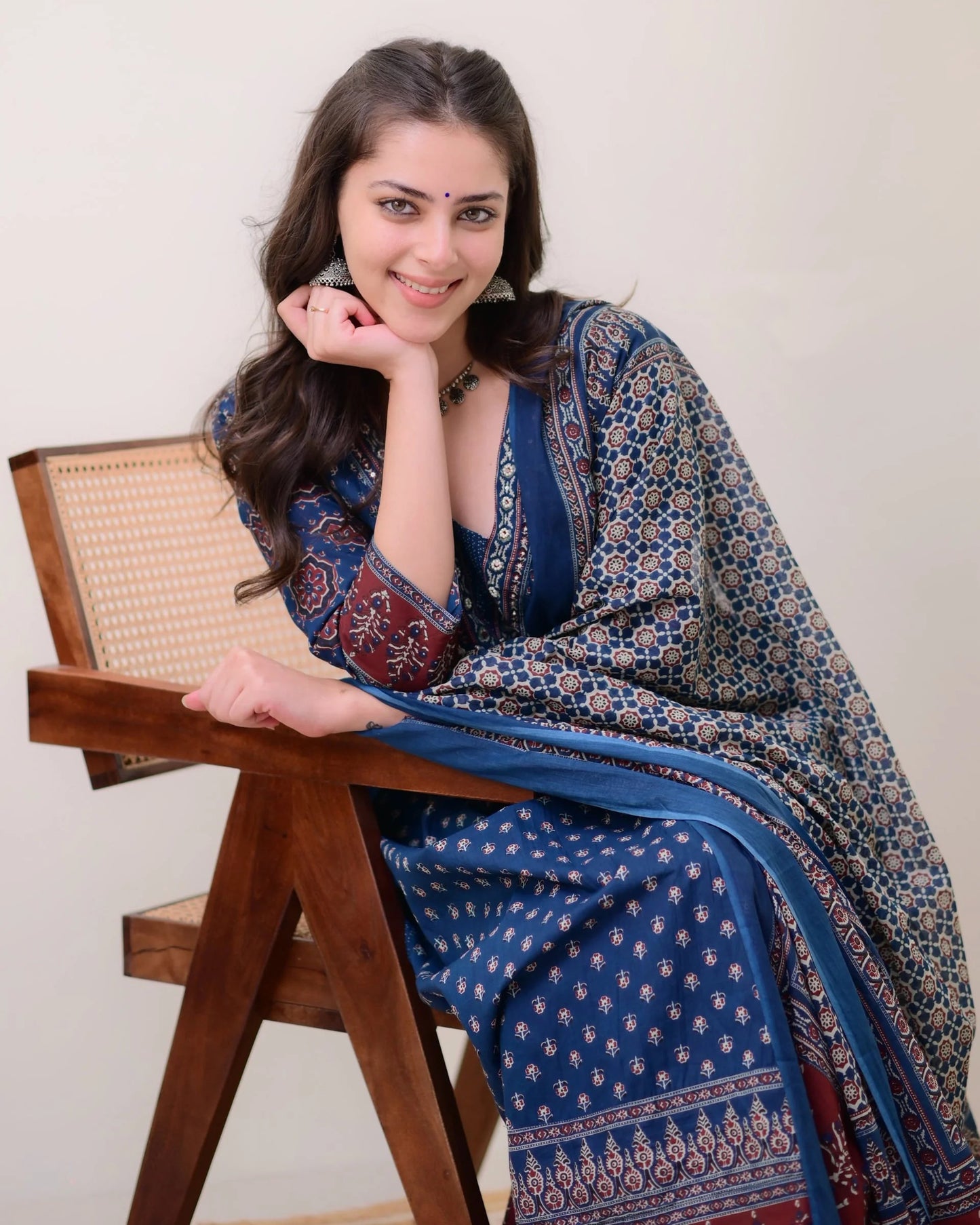 Ethnic Set Women Printed Anarkali Kurta and Pant with Dupatta