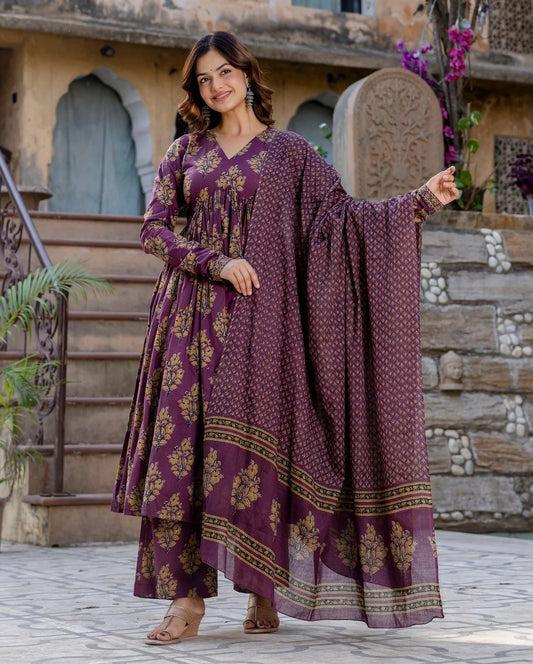 Ethnic Set Women Printed Anarkali Kurta and Pant Set with Dupatta