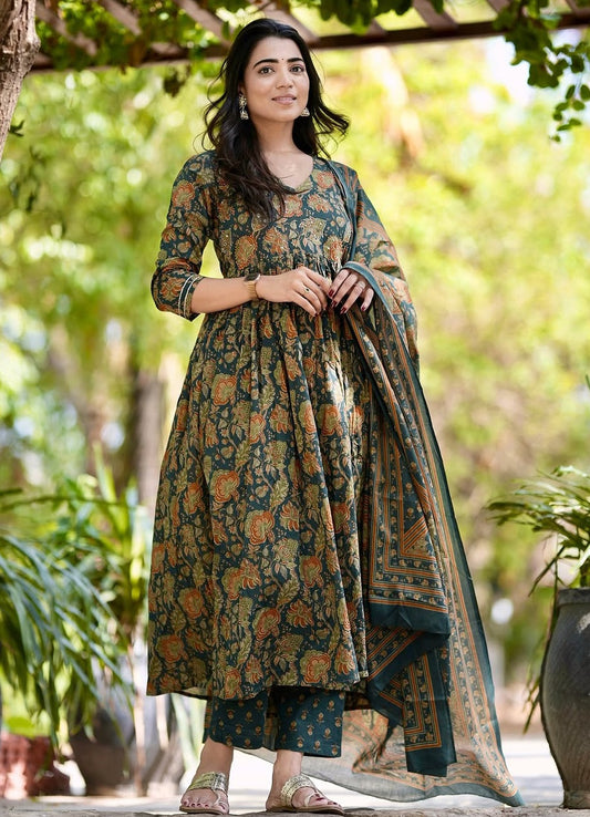 Ethnic Set Women Floral Printed Anarkali Green Kurta and Pant Set With Dupatta