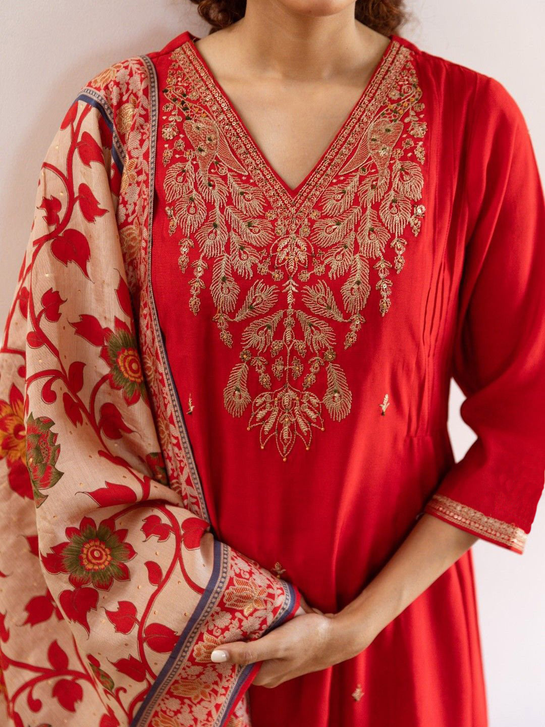 Ethnic Set Women Embroidery Anarkali Kurta and Pant with Dupatta
