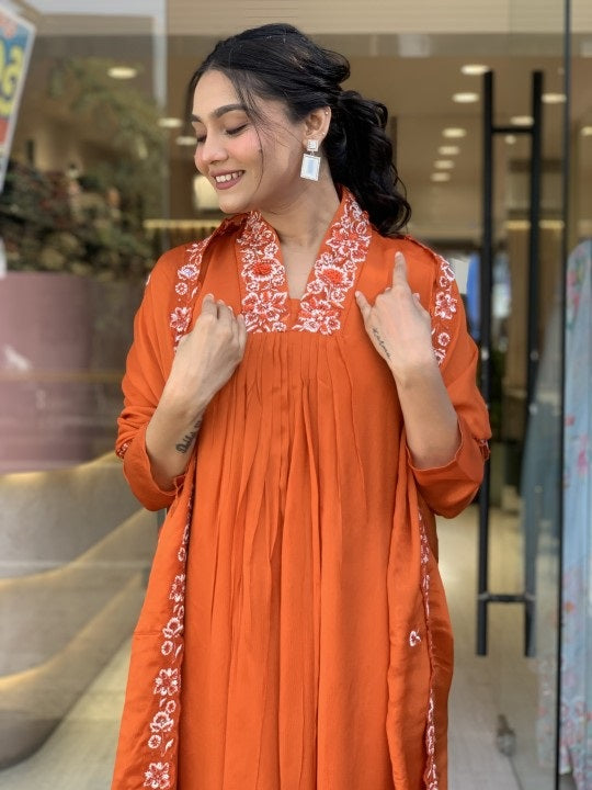Ethnic Set Women Anarkali Kurta and Pant Set with dupatta