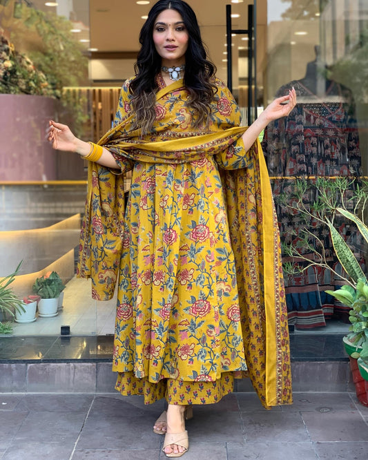 Ethnic Set Women Printed A-Line Yellow Kurta and Pant Set With Dupatta