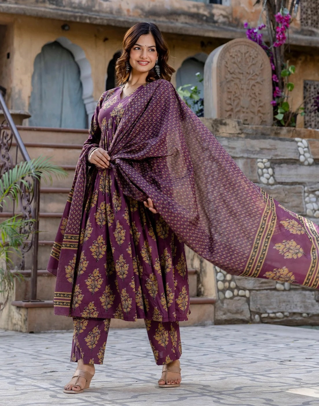 Ethnic Set Women Printed Anarkali Kurta and Pant Set with Dupatta