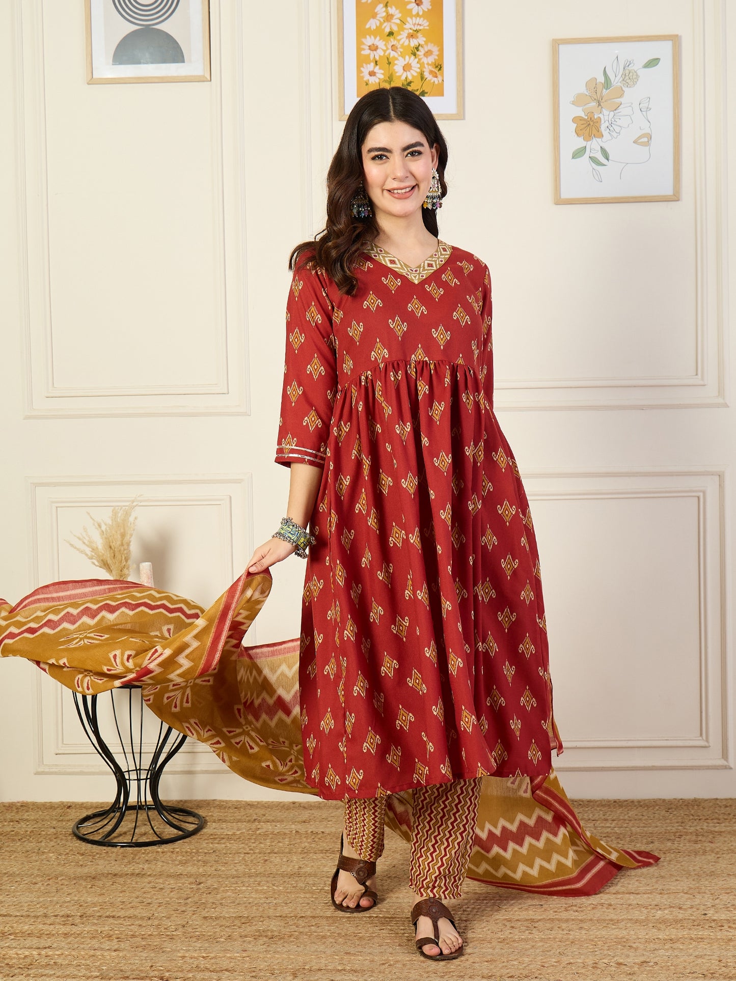 Ethnic Set Women Printed Anarkali Kurta and Pant Set With Dupatta