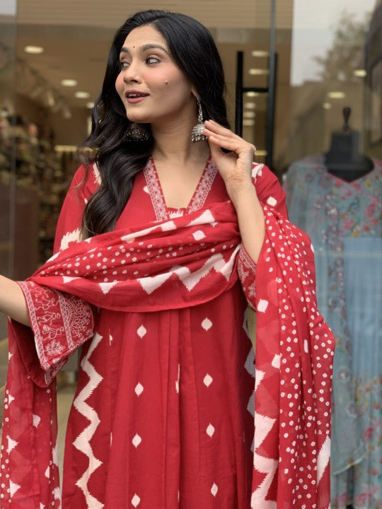 Ethnic Set Women Printed A-Line Red Kurta and Pant Set With Dupatta