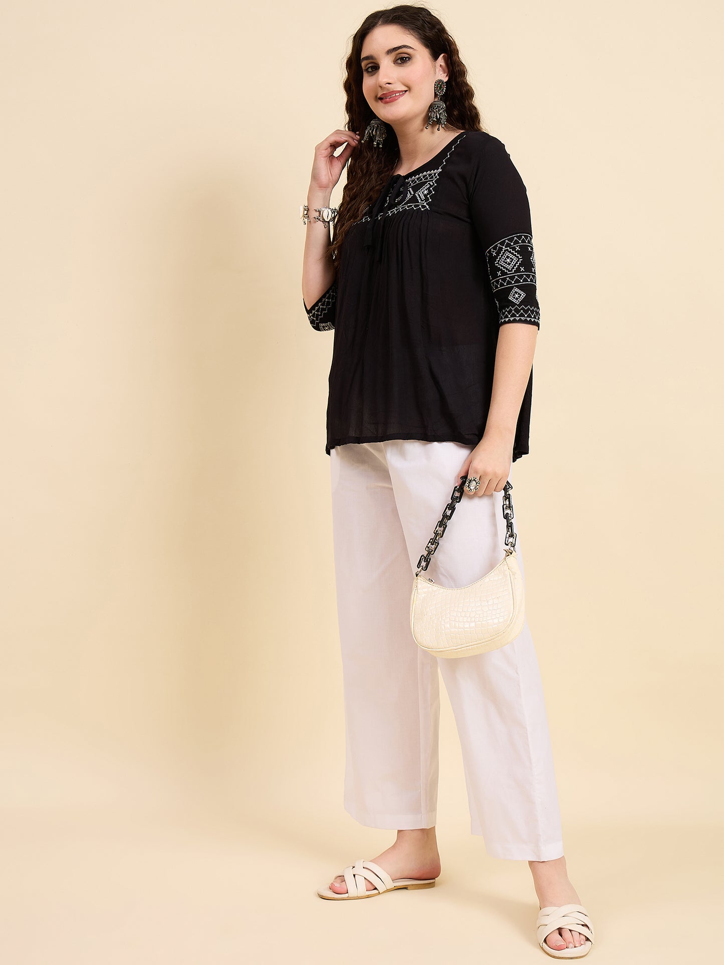 Ethnic Set Women Solid Palazzos