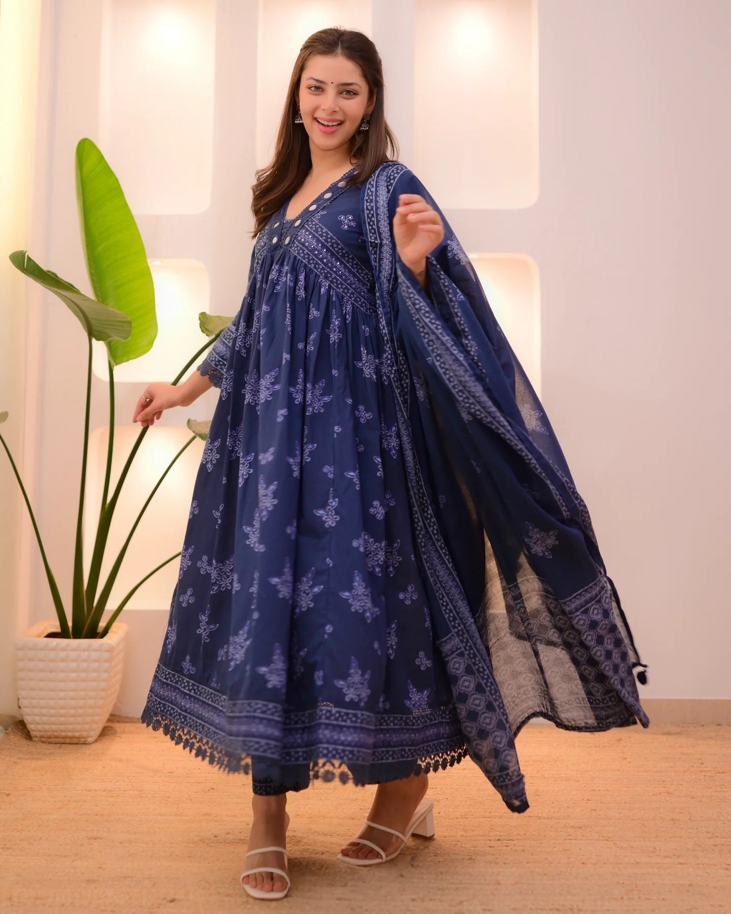 Ethnic Set Women Printed Anarkali Kurta and Pant with Dupatta
