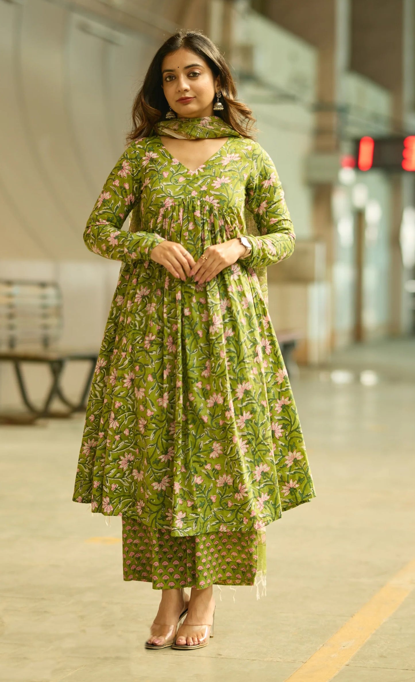 Ethnic Set Women Printed Anarkali Kurta and Pant with Dupatta