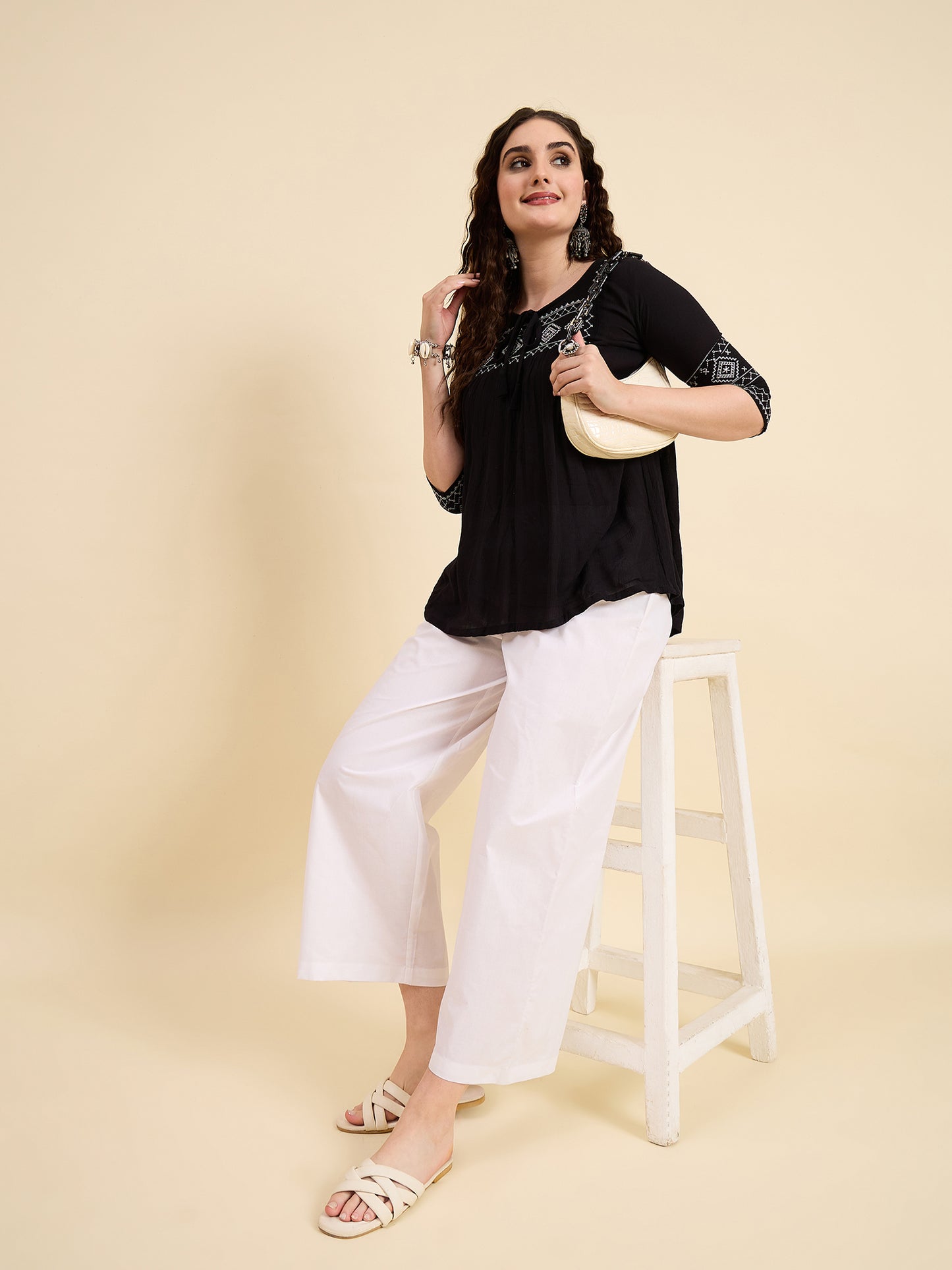 Ethnic Set Women Solid Palazzos