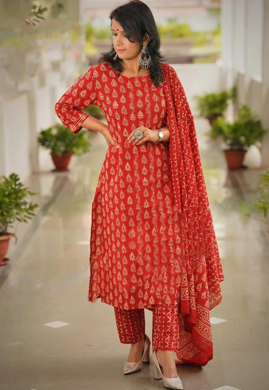 Ethnic Set Women Printed Straight Red Kurta and Pant Set With Dupatta