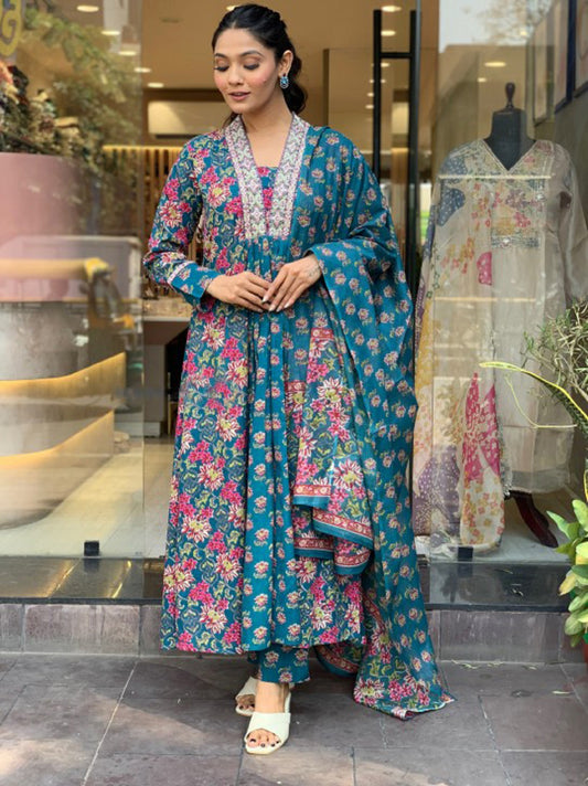 Ethnic Set Women Printed A-Line Kurta and Pant set with Dupatta