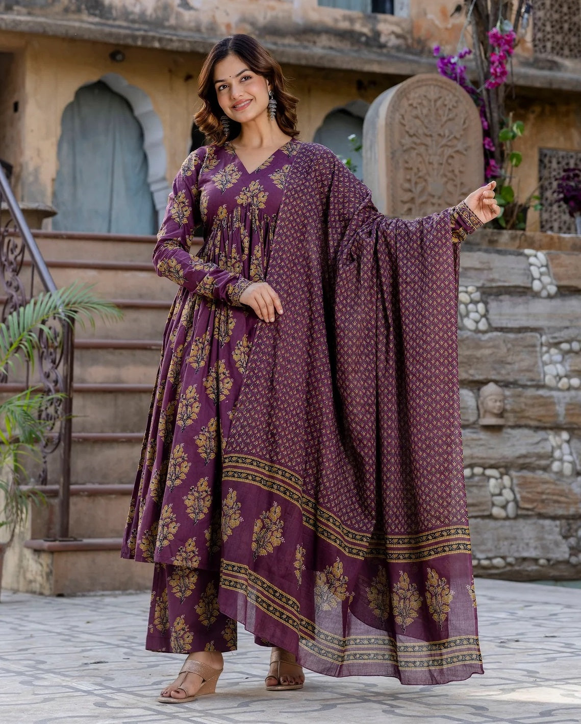 Ethnic Set Women Printed Anarkali Kurta and Pant Set with Dupatta