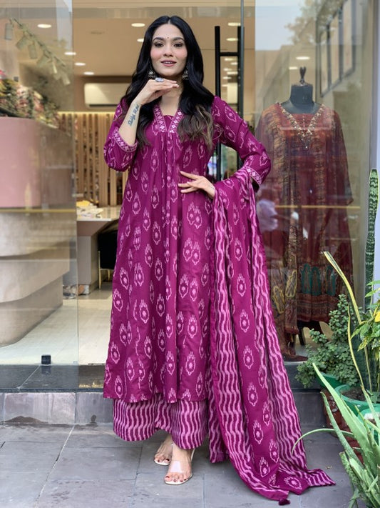 Ethnic Set Women Printed A-Line Pink Kurta and Pant Set With Dupatta