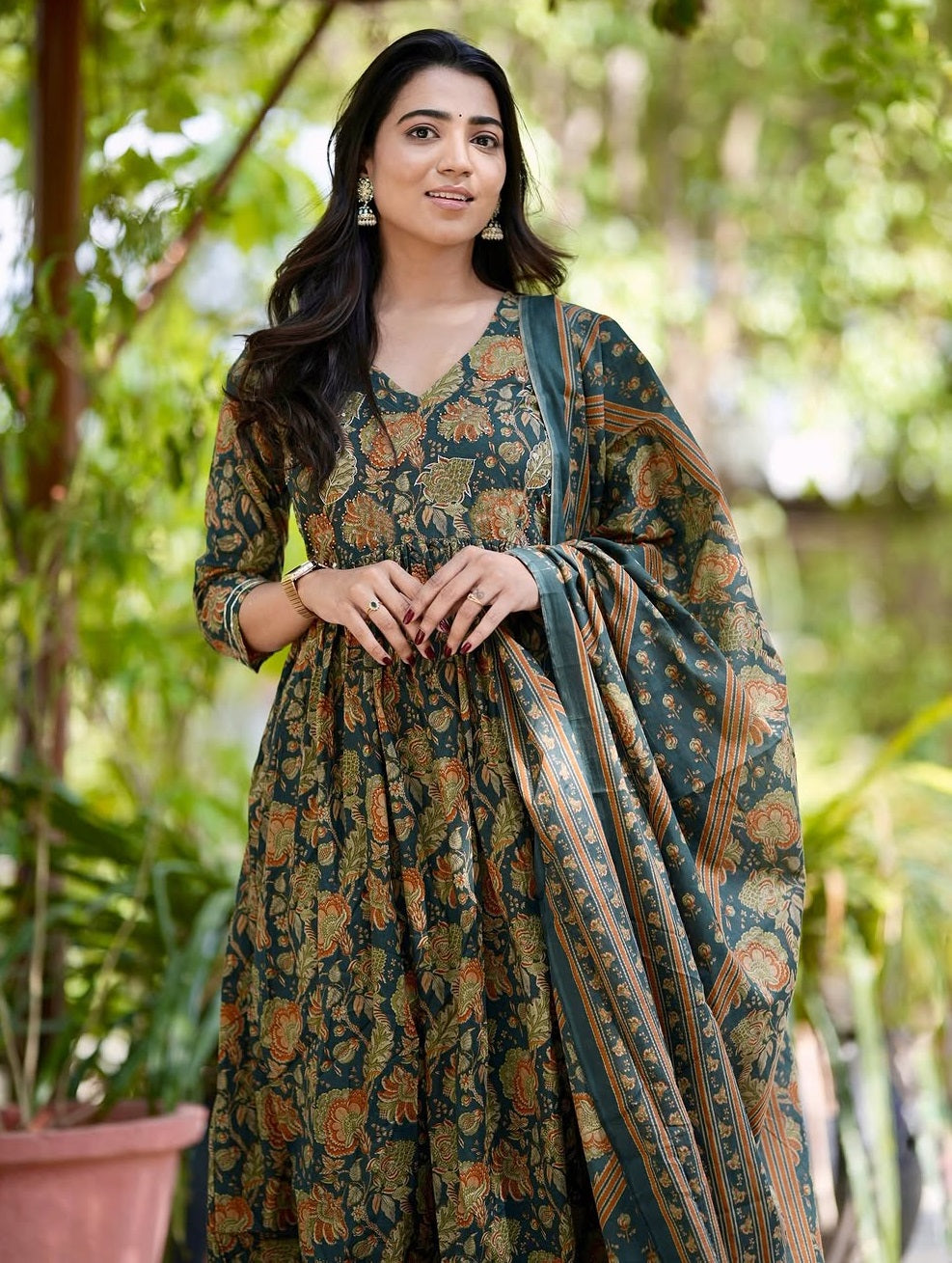 Ethnic Set Women Floral Printed Anarkali Green Kurta and Pant Set With Dupatta