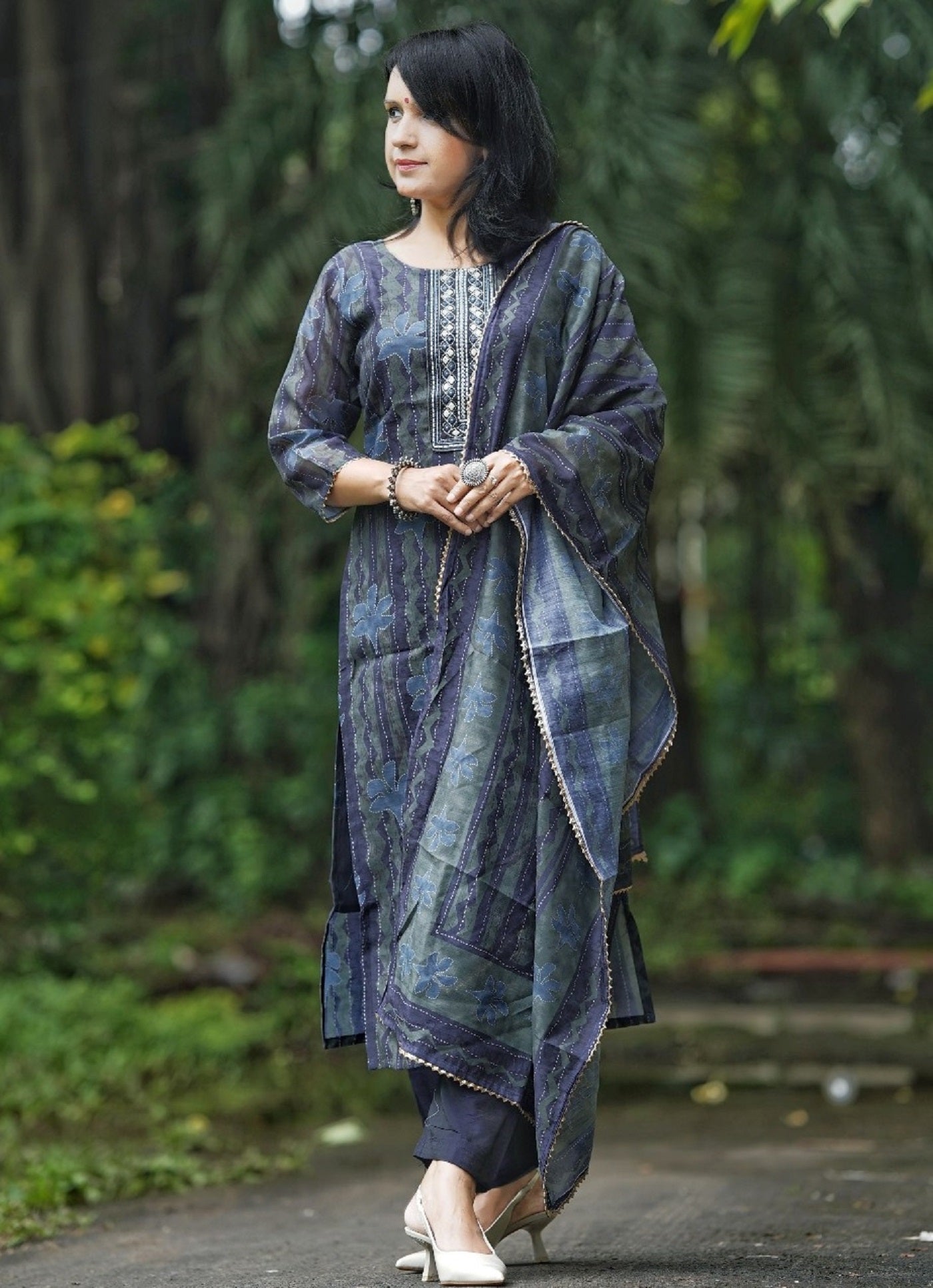 Ethnic Set Women Embroidered Straight Kurta And Pant Set With Dupatta