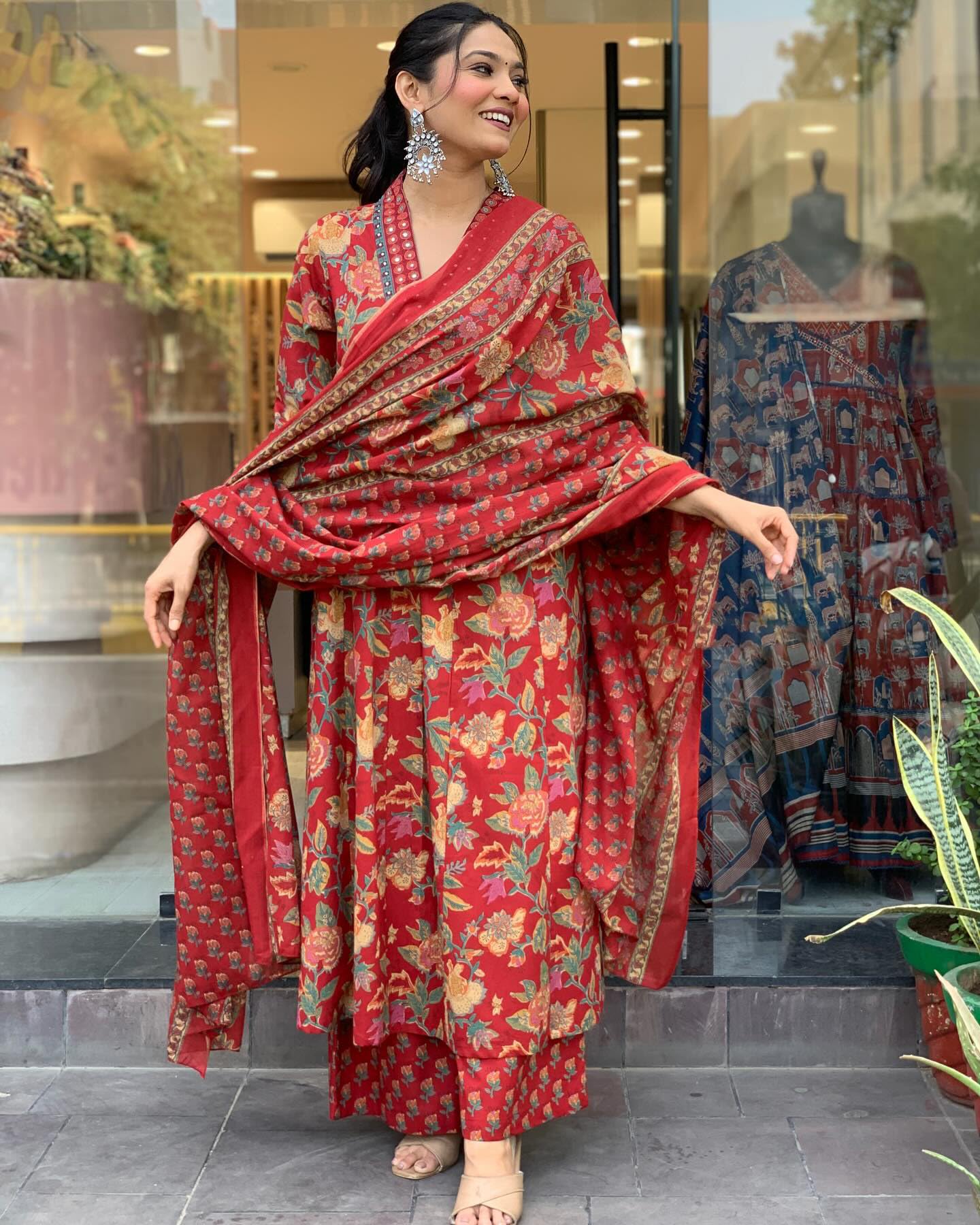 Ethnic Set Women Printed A-Line Red Kurta and Pant Set With Dupatta