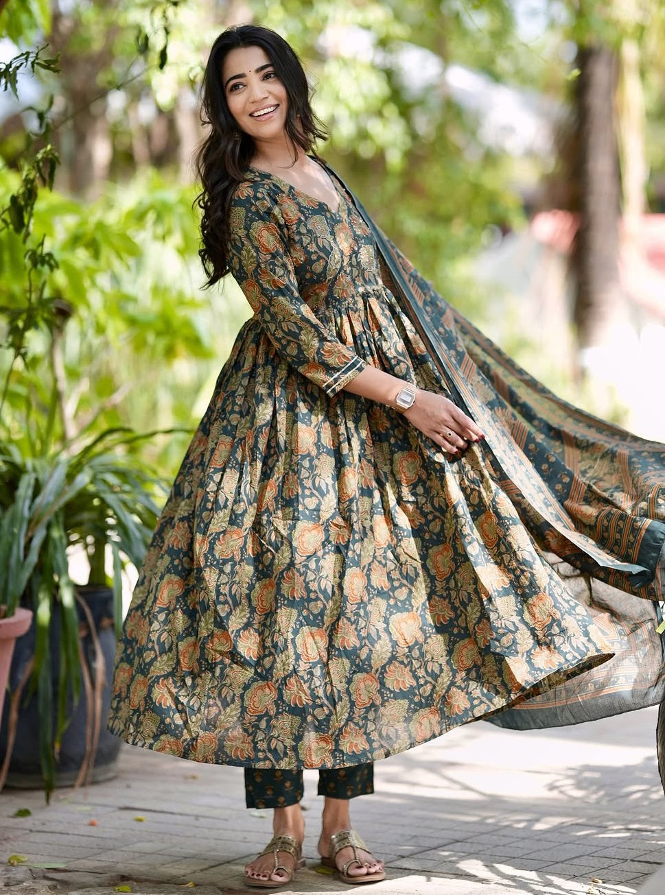 Ethnic Set Women Floral Printed Anarkali Green Kurta and Pant Set With Dupatta