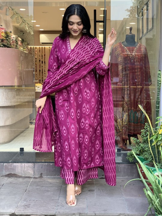 Ethnic Set Women Printed A-Line Pink Kurta and Pant Set With Dupatta