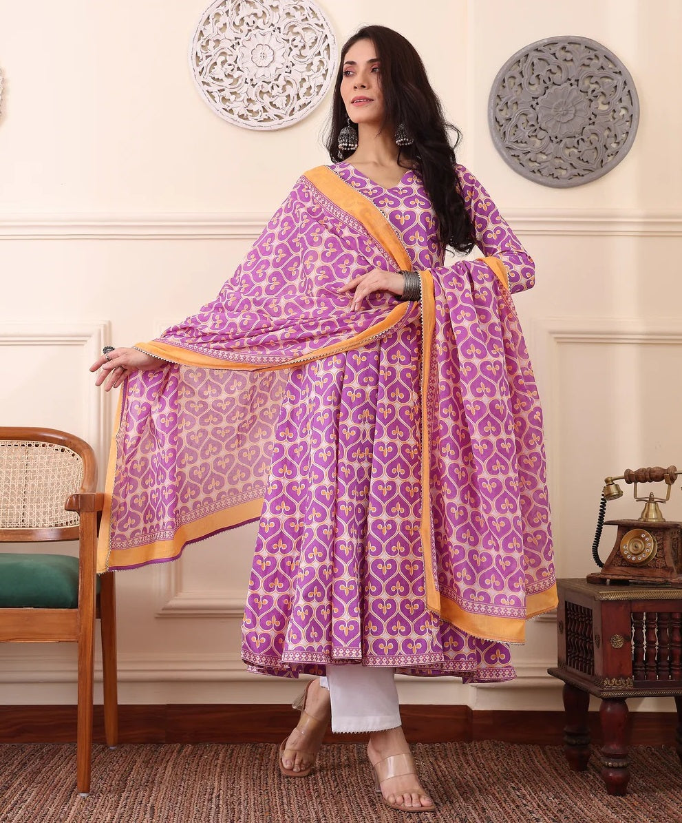 Ethnic Set Women Printed Anarkali Kurta and Pant Set With Dupatta