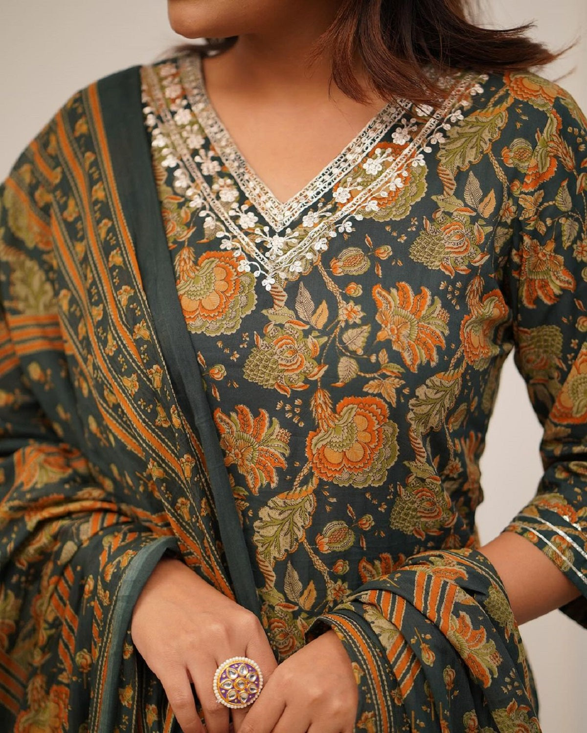 Ethnic Set Women Embroidery Straight Kurta and Pant set with Dupatta - Ethnic Set