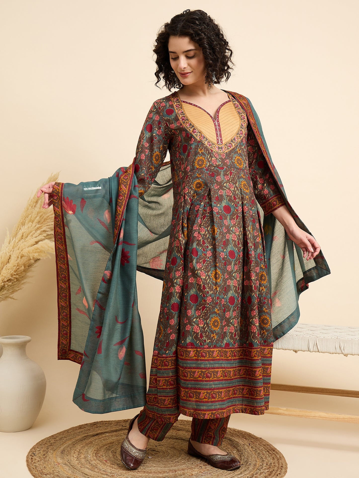 Ethnic Set Women Floral Printed Green Kurta And Pant Set With Dupatta