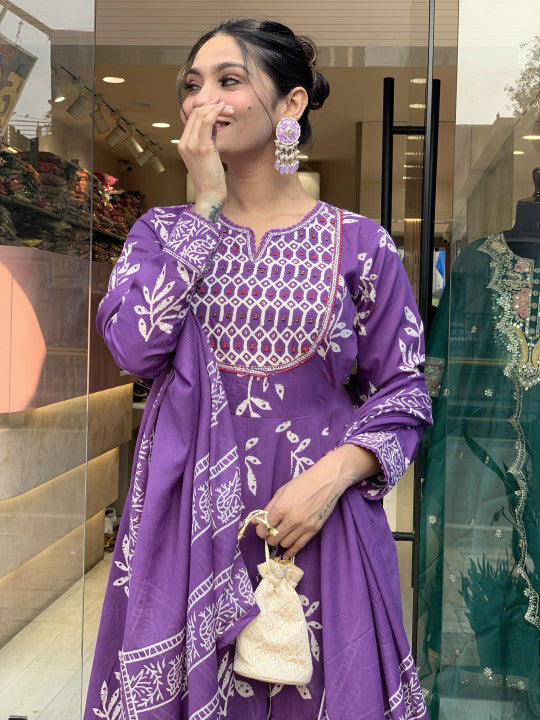 Ethnic Set Women Printed Anarkali Purple Kurta and Pant Set With Dupatta