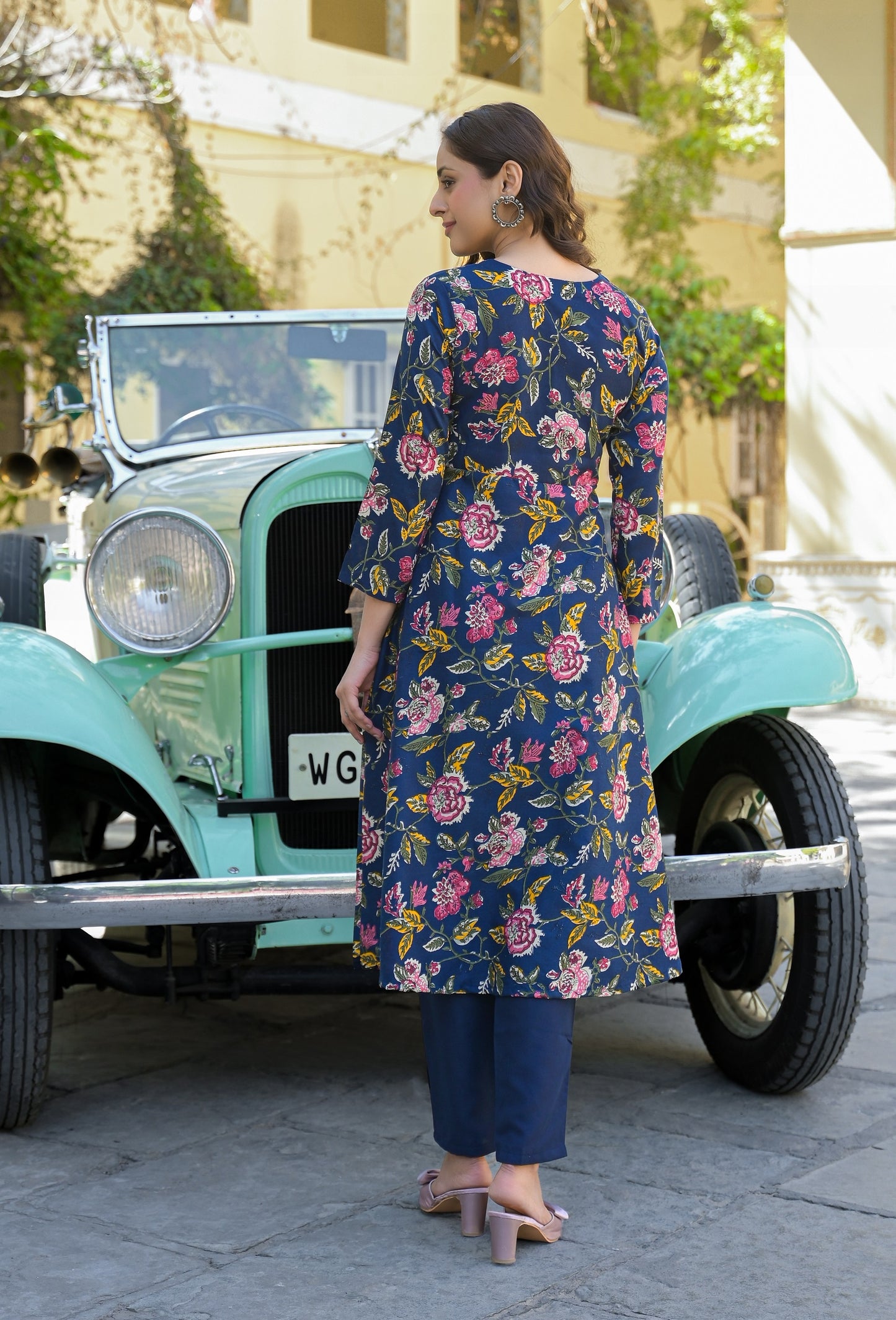 Ethnic Set Women Floral Printed Anarkali Blue Kurta And Pant Set With Dupatta
