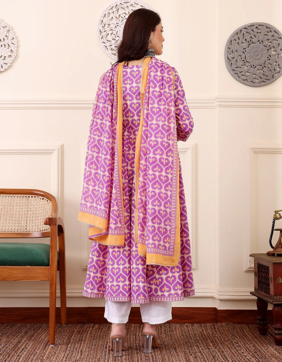 Ethnic Set Women Printed Anarkali Kurta and Pant Set With Dupatta