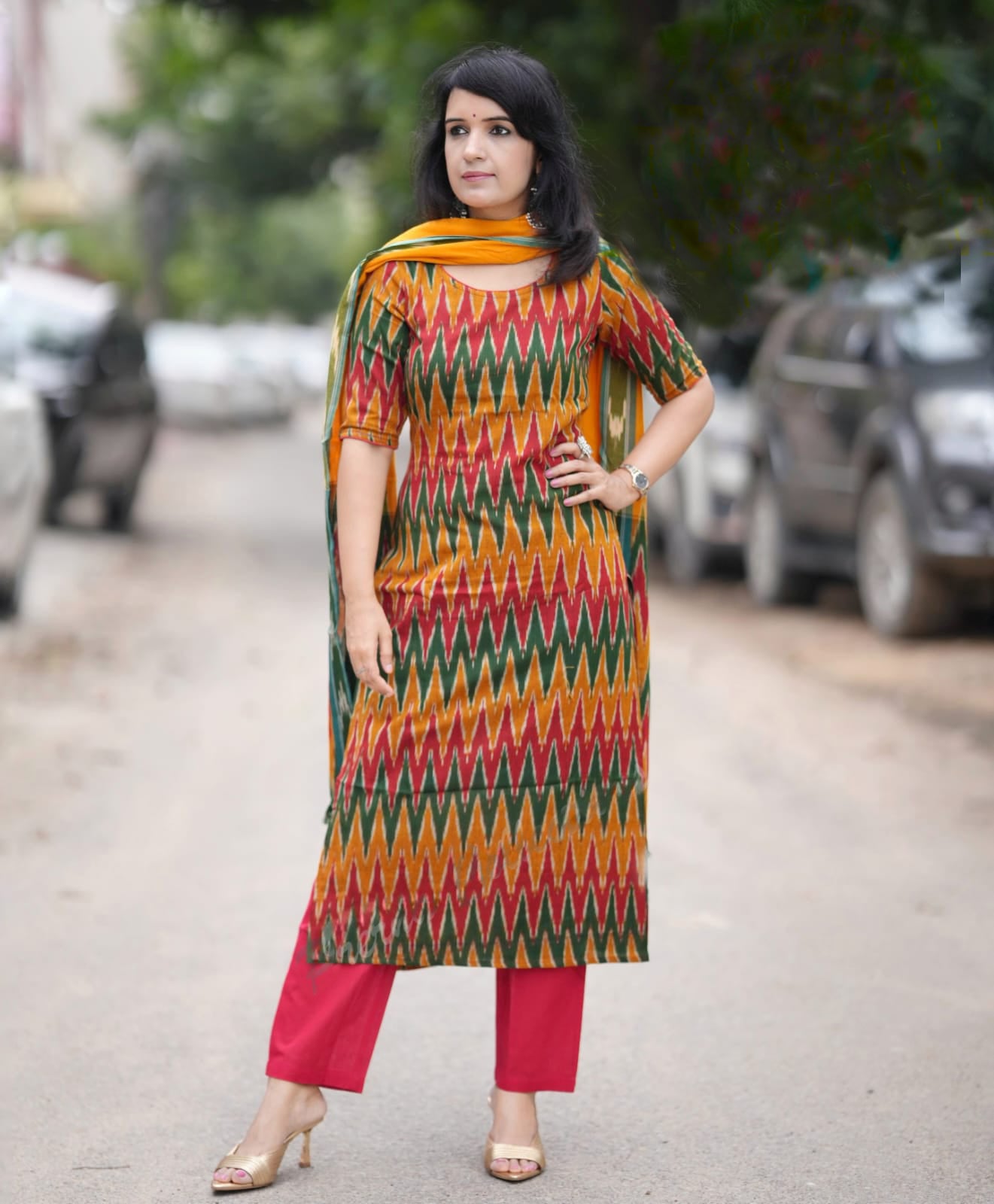Ethnic Set Women Printed Straight Kurta and Pant Set With Dupatta