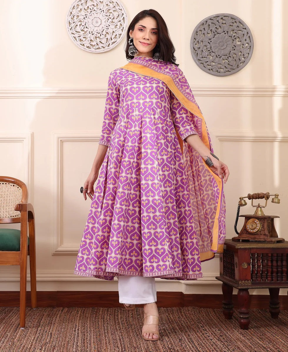 Ethnic Set Women Printed Anarkali Kurta and Pant Set With Dupatta