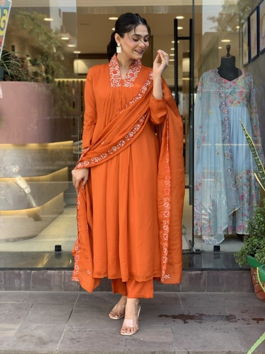 Ethnic Set Women Anarkali Kurta and Pant Set with dupatta