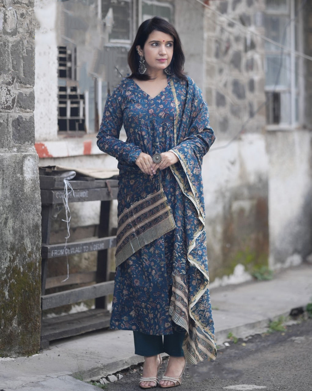 Ethnic Set Women Floral Printed Anarkali Blue Kurta And Pant Set With Dupatta