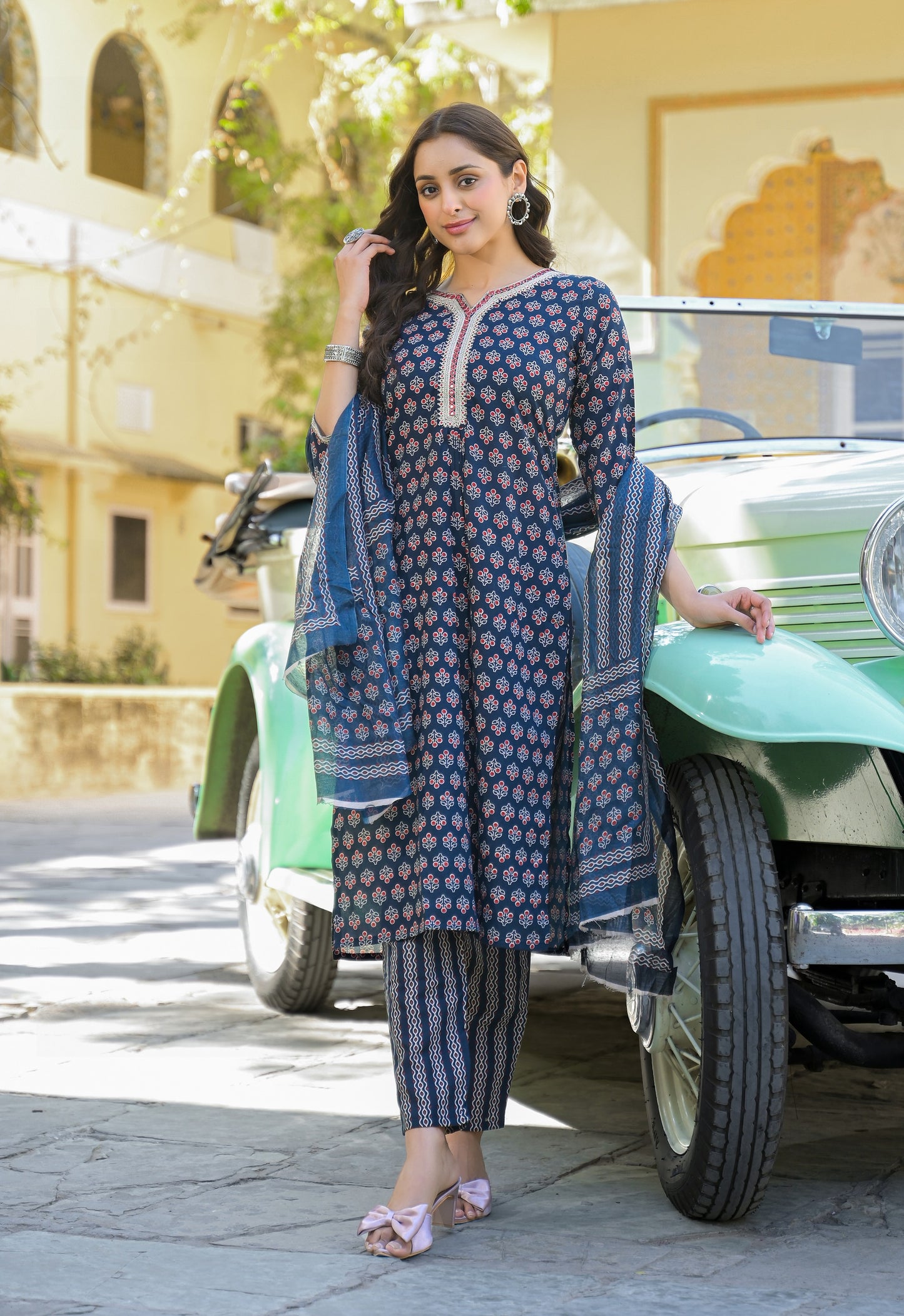 Ethnic Set Women Printed Straight Blue Kurta And Pant Set With Dupatta