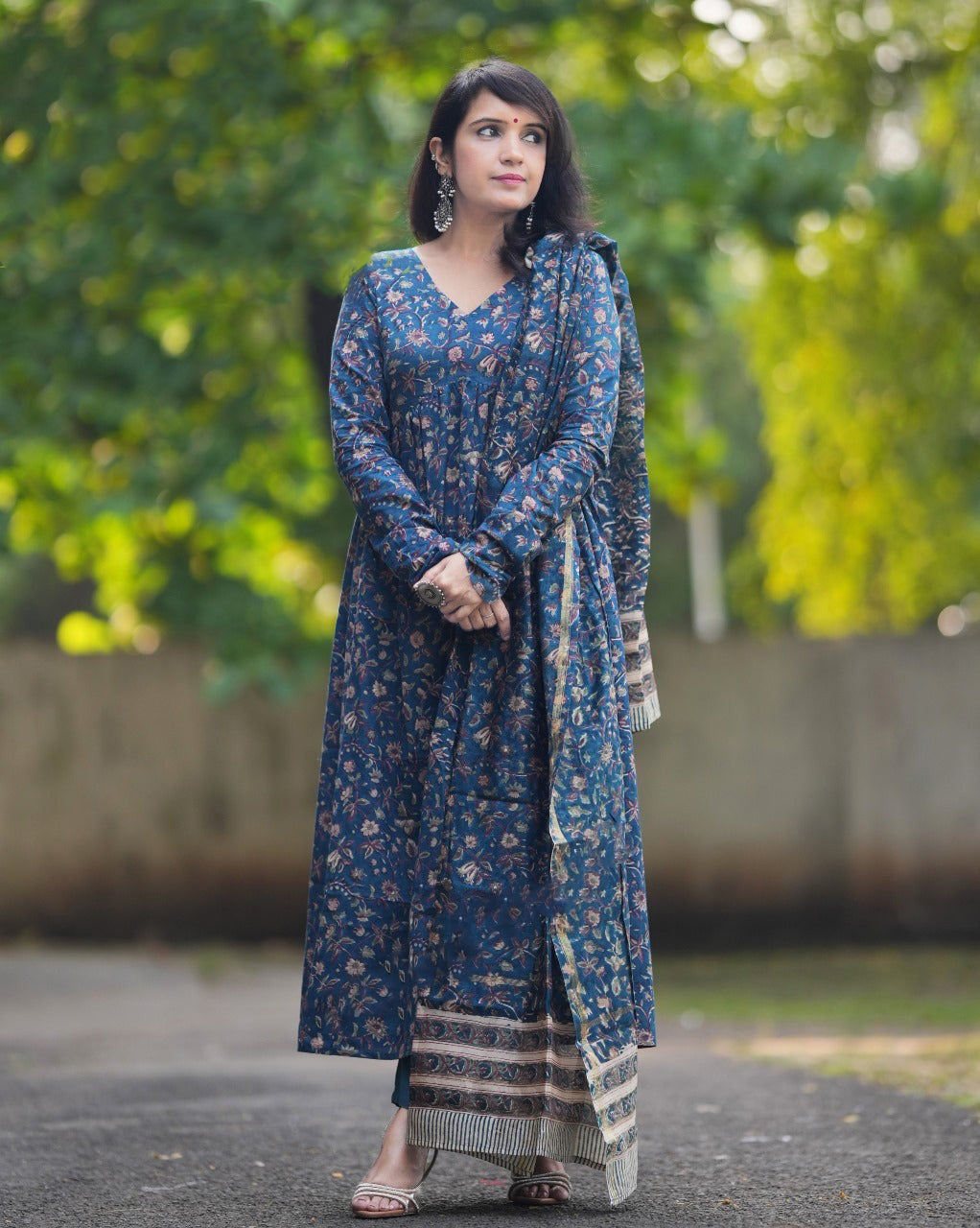 Ethnic Set Women Floral Printed Anarkali Blue Kurta And Pant Set With Dupatta