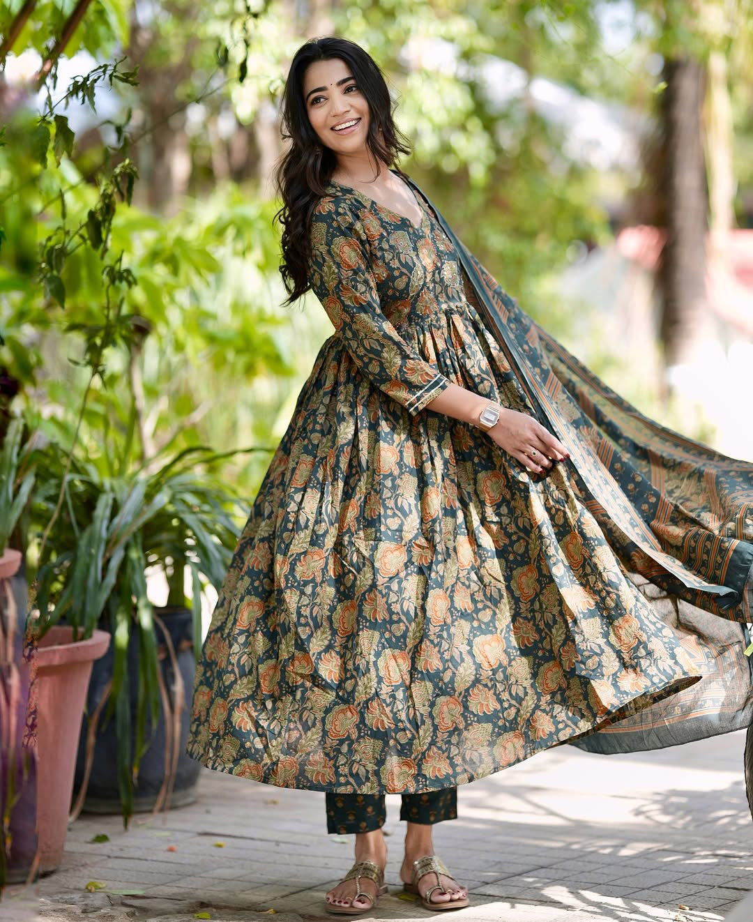 Ethnic Set Women Floral Printed Anarkali Green Kurta and Pant Set With Dupatta