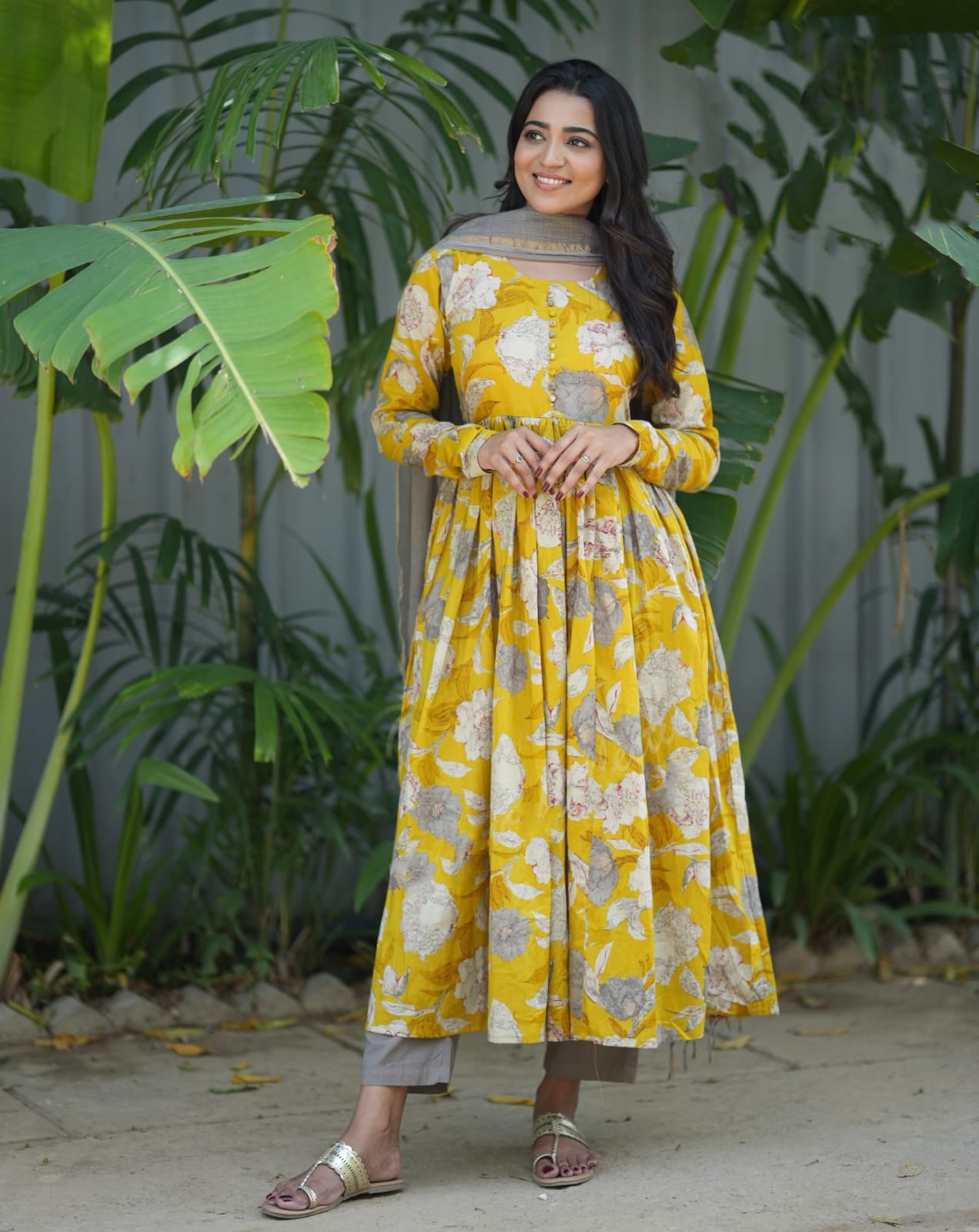 Ethnic Set Women Printed Anarkali Kurta and Pant Set With Dupatta