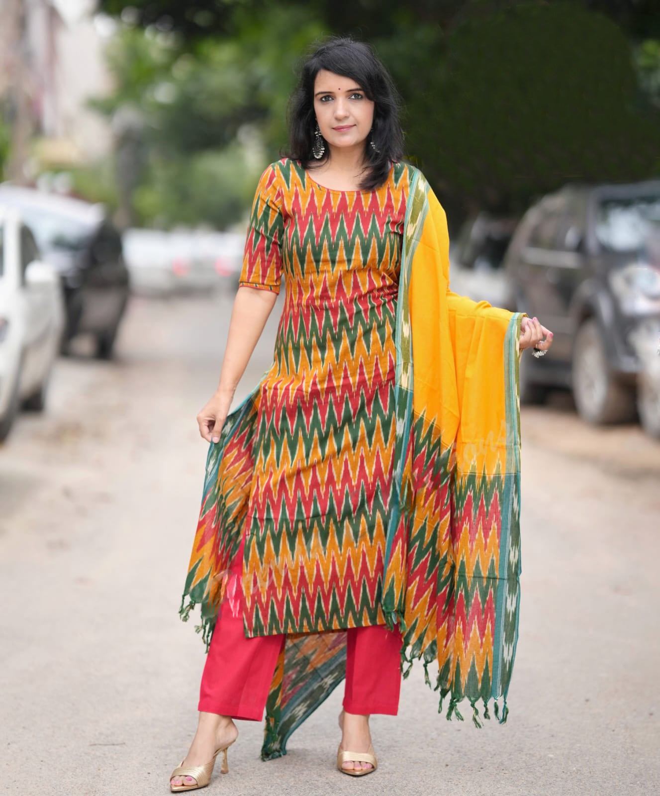 Ethnic Set Women Printed Straight Kurta and Pant Set With Dupatta