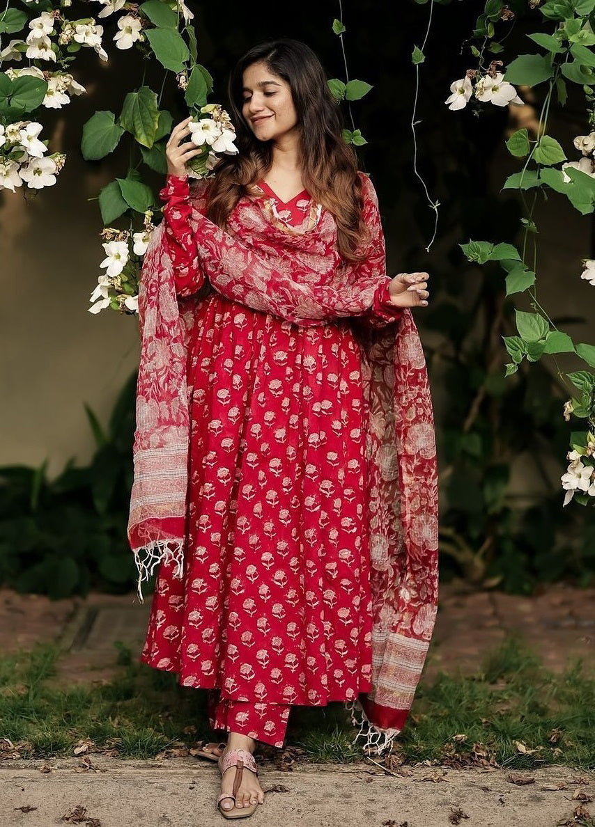 Ethnic Set Women Anarkali Red Kurta And Pant Set With Dupatta